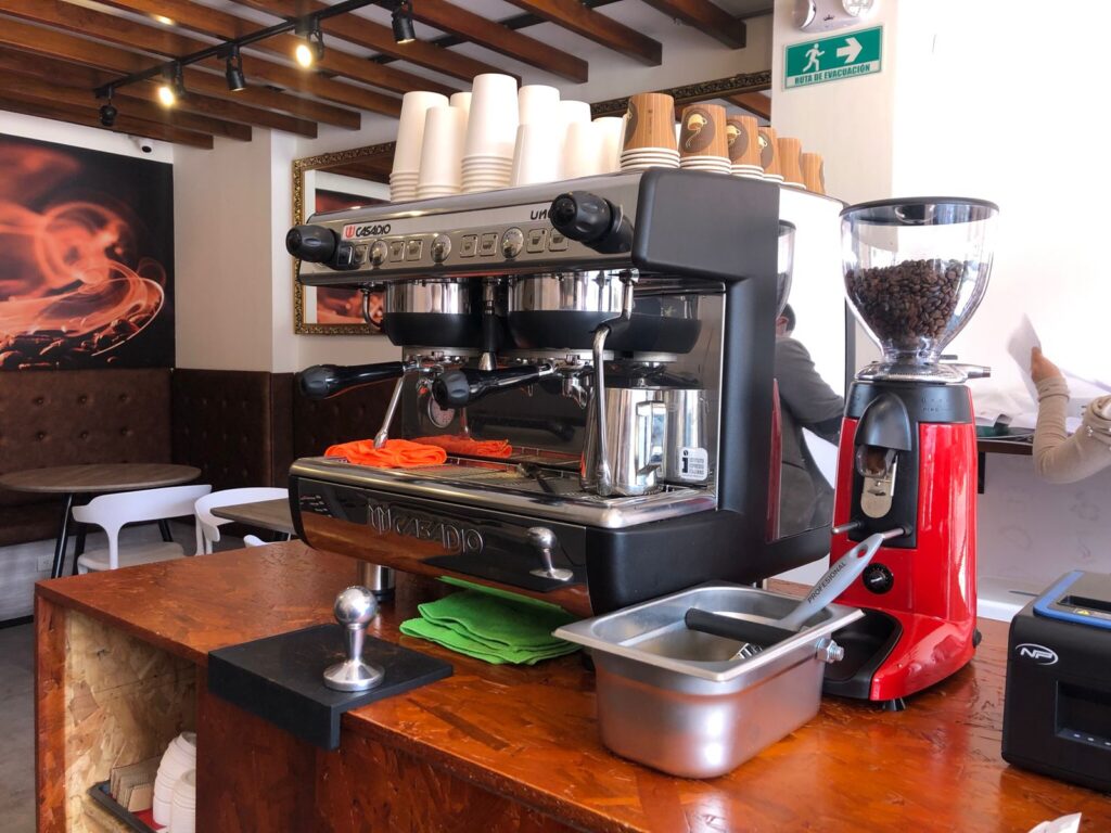 Colombian Black Coffee Machines - La Casa de la Greca - Bogota - COLOMBIA  S.A.